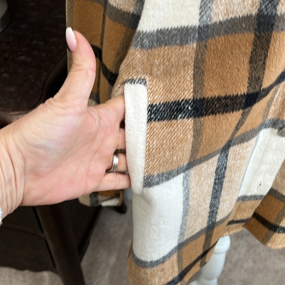Plaid Shacket - Picture 6 of 8
